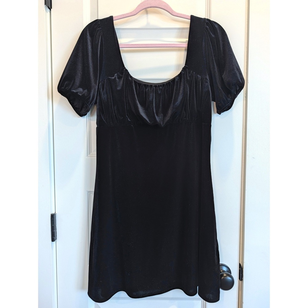 H&M Divided Ruched Velvet Mini Dress Black